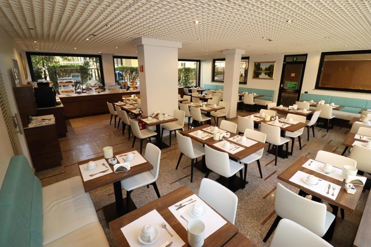 Hotel Domenichino Mailand Exterior foto