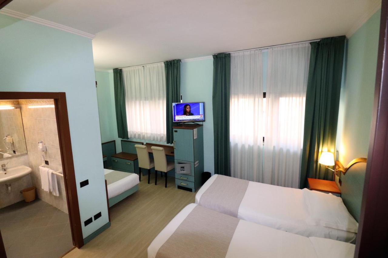 Hotel Domenichino Mailand Exterior foto