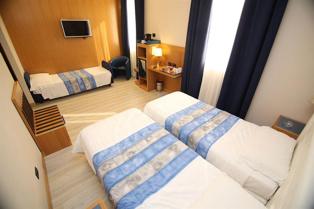 Hotel Domenichino Mailand Exterior foto