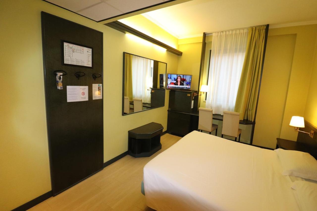Hotel Domenichino Mailand Exterior foto